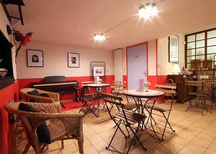 Sejour Litteraire En Suisse Normande Avec Wifi - Fr-1-497-93 * Segrie-Fontaine